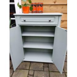 Meidenkast, vintage groen gerestyled