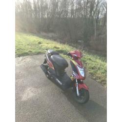 Leuke kymco snor scooter te ruil/koop