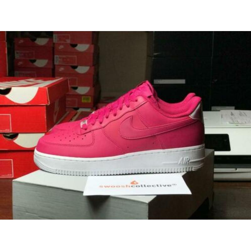 Nike Air Force 1 07 Wild Cherry (EU 43)