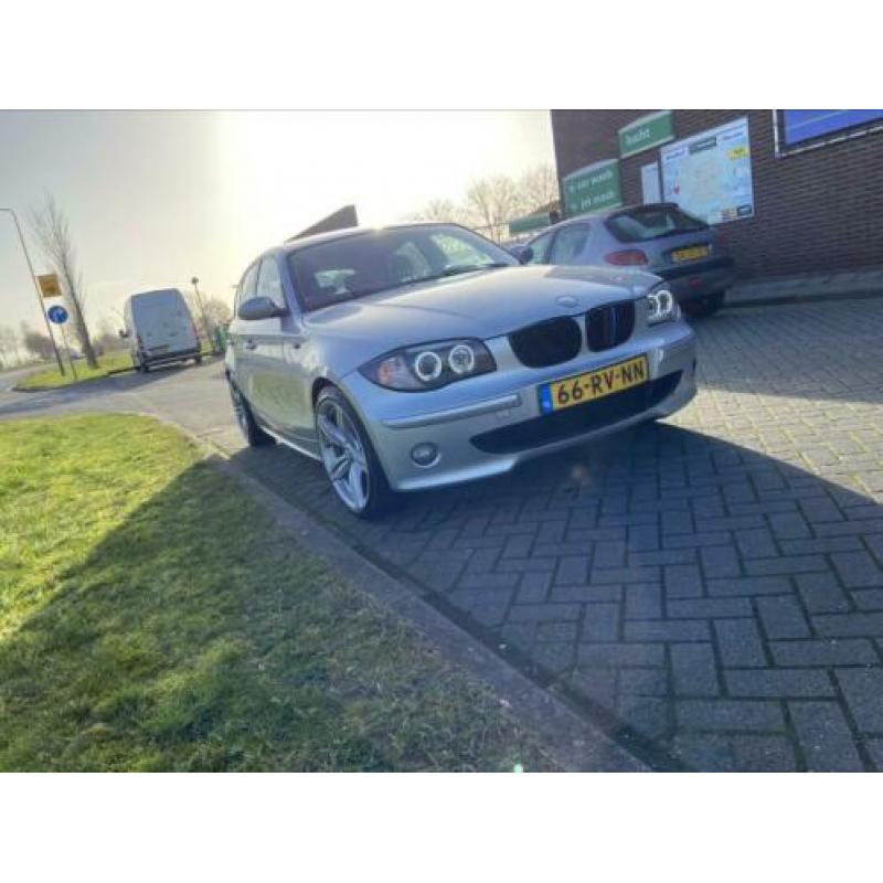 BMW 1-Serie 2.0 118D 2005 Grijs
