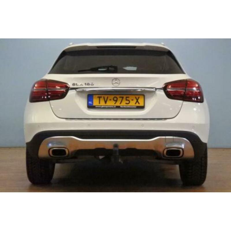 Mercedes-Benz GLA-Klasse 180 Premium AUTOMAAT (bj 2017)