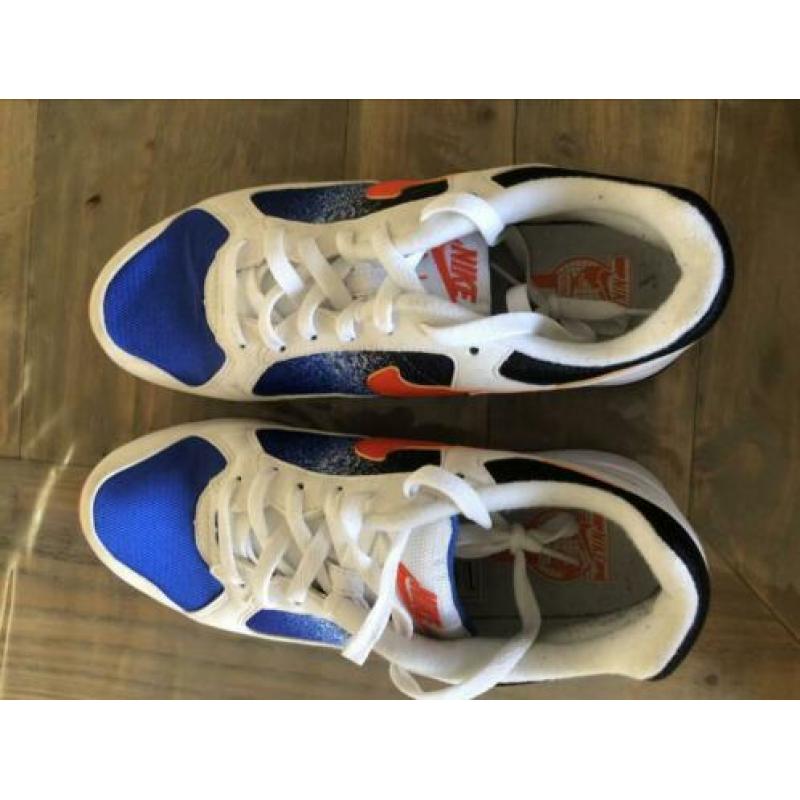Lage Sneakers Nike AIR SKYLON II Wit , Maat 42 1/2