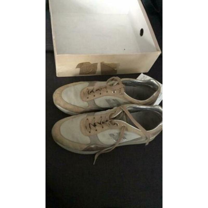 Hogan mt 38,5