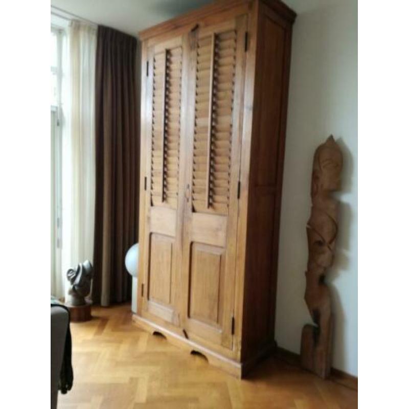 teakhouten kast