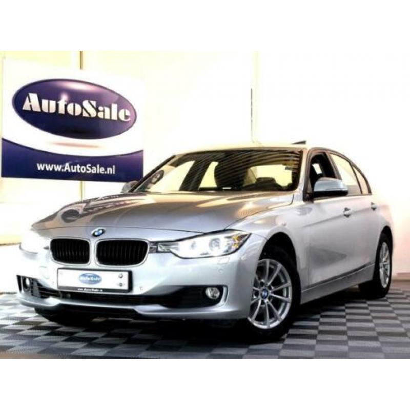 BMW 3 Serie 320i xDrive Executive AUT SCHUIFDAK NAVI XENON B