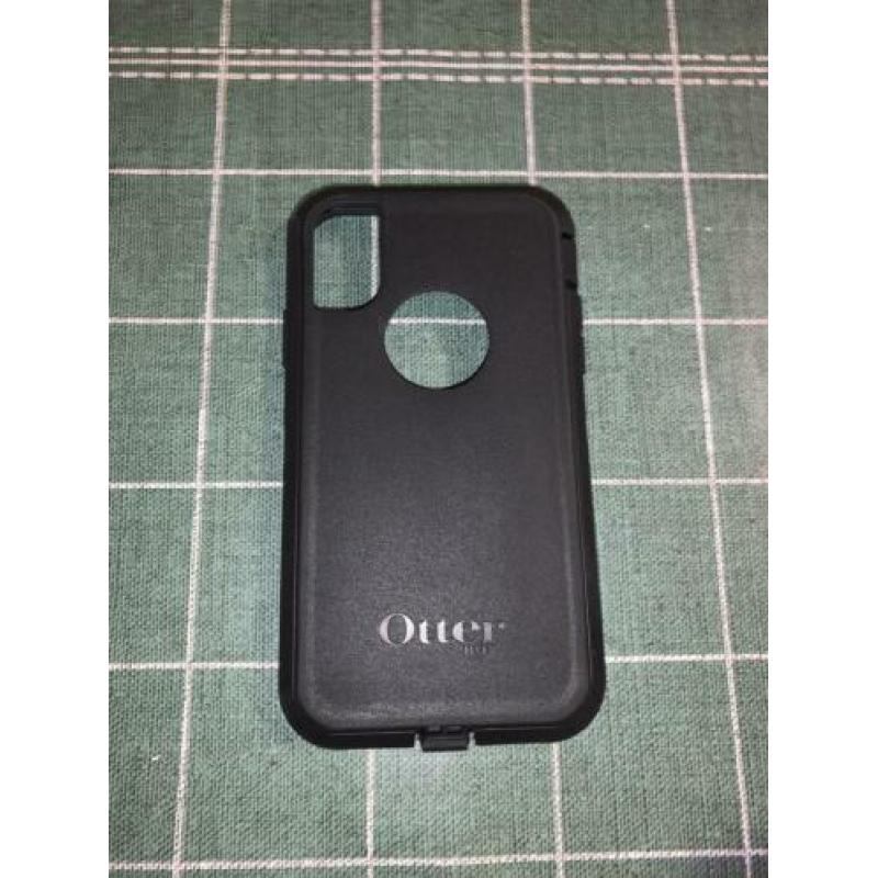 Otterbox defender case iPhone XR