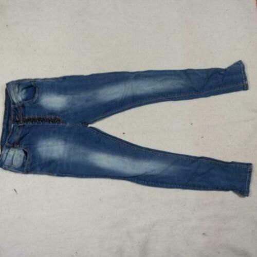 Hele stoere spijkerskinny.Veel knopen.Mt XS