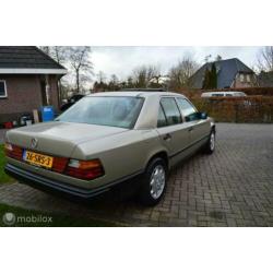 Leuke Mercedes 200-500 230 E bj 1986 Youngtimer!