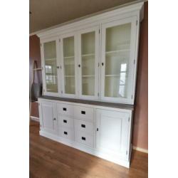 Landelijke buffetkast (200x195) wit