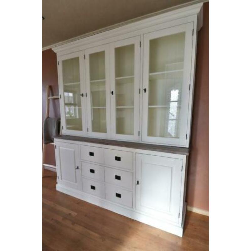 Landelijke buffetkast (200x195) wit