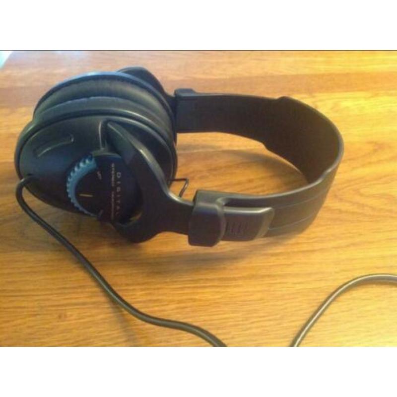 Digital stereo headphones bijna gratis