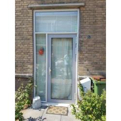 12 stuks Reynaers aluminium deuren.