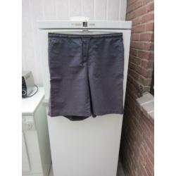 Broek. Korte knielange, donkerblauwe surf sportbroek MaatXXL
