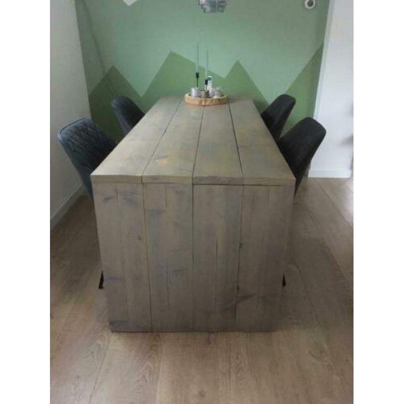 Steigerhouten eettafel te koop