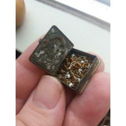 antiek rozenkrans met doosje miniatuur zeldzaam klein