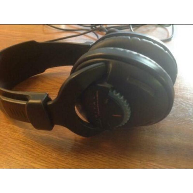 Digital stereo headphones bijna gratis