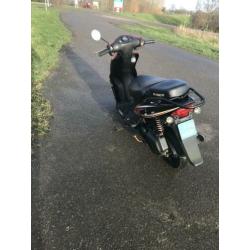 Leuke kymco snor scooter te ruil/koop