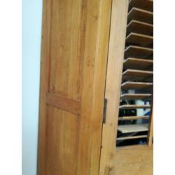 teakhouten kast