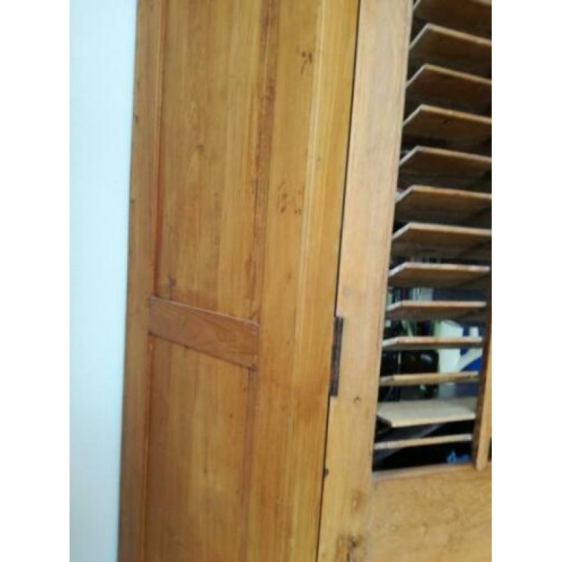 teakhouten kast