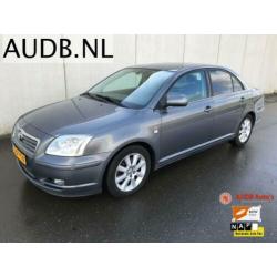 Toyota Avensis 2.0 D-4D Executive Leer Sportvelgen