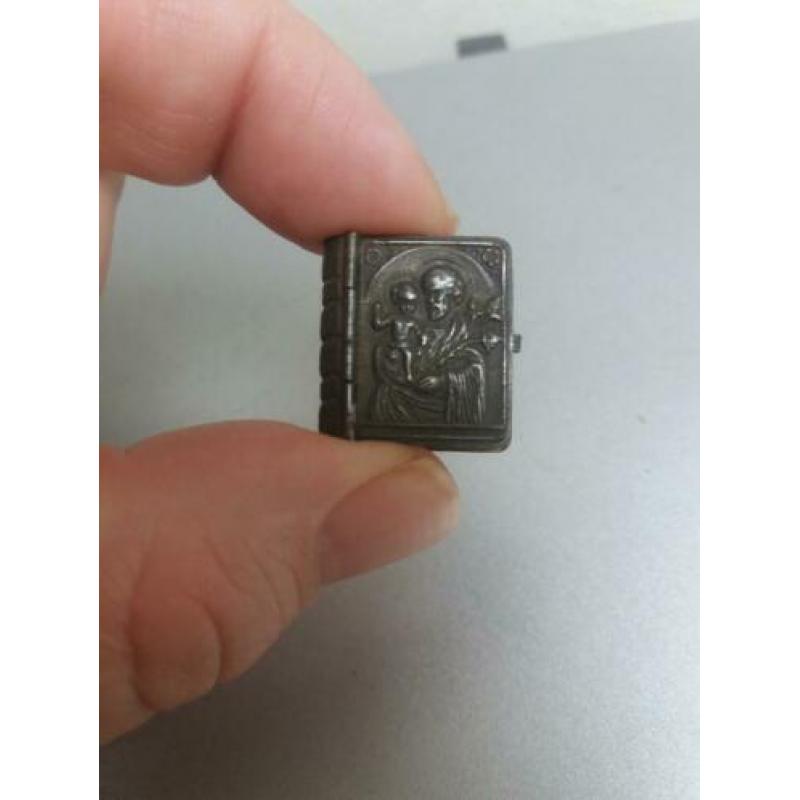 antiek rozenkrans met doosje miniatuur zeldzaam klein