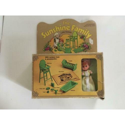 The Sunshine Family: babypop