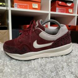 Nike Air Safari - Team Red / Sail maat 41