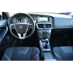 Volvo V40 2.0 D2 Momentum Business Navigatie/Xenon