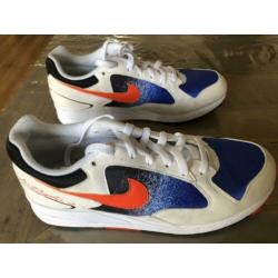 Lage Sneakers Nike AIR SKYLON II Wit , Maat 42 1/2