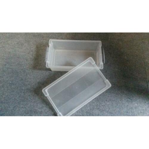 Plastic doosje 2,4 liter - 29,8 x 17,5 x 8,2cm