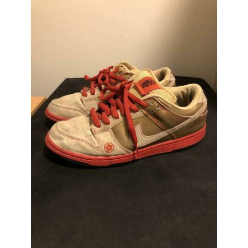Nike SB. Milk crate & Moneycat 2007
