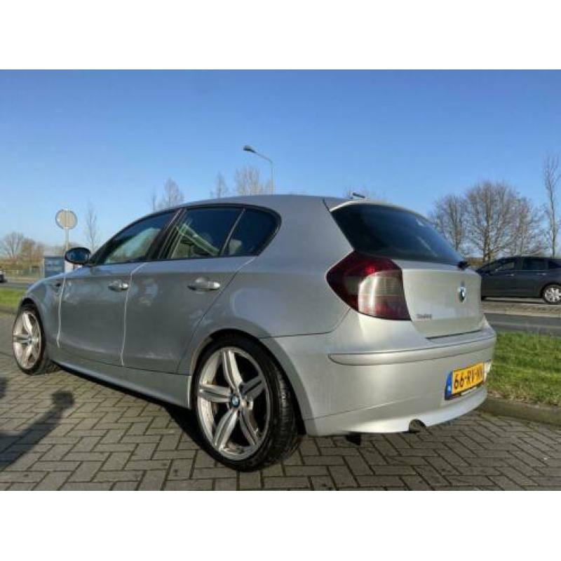 BMW 1-Serie 2.0 118D 2005 Grijs