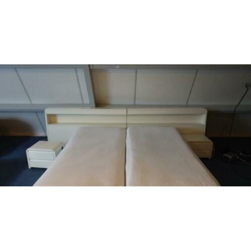 Hoofd bord, achterwand 2 pers bed
