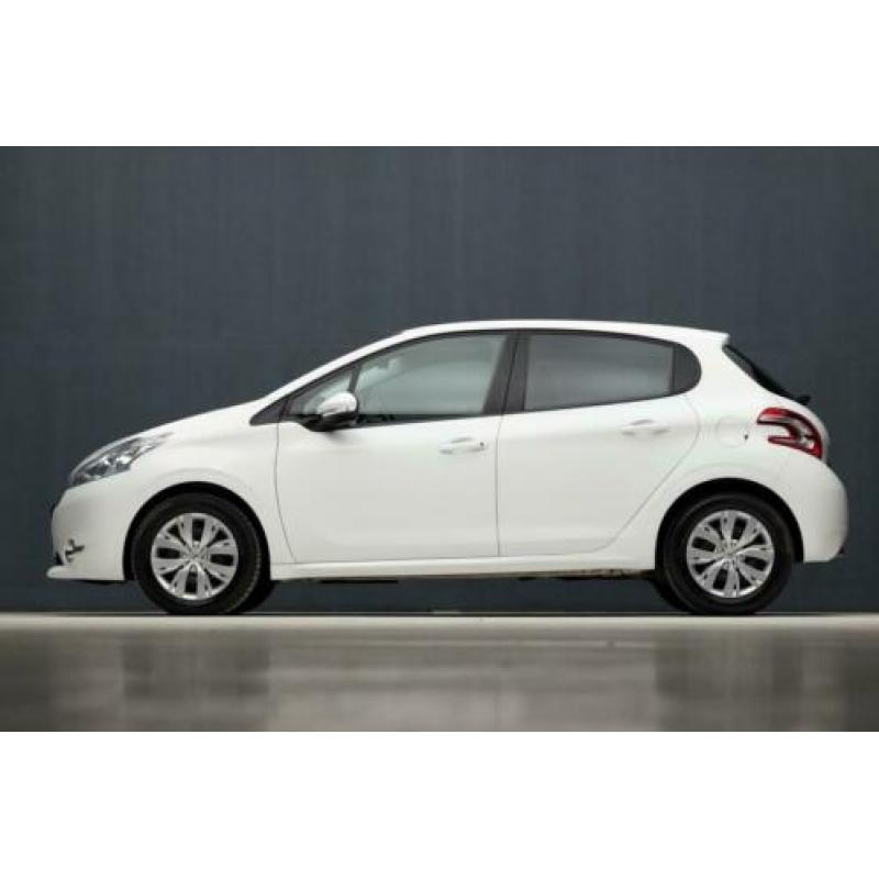 Peugeot 208 1.2 VTi Allure Sport (NAVIGATIE, STOELVERW, TELE