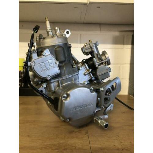 Nieuw en origineel honda CR250 motorblok 2006