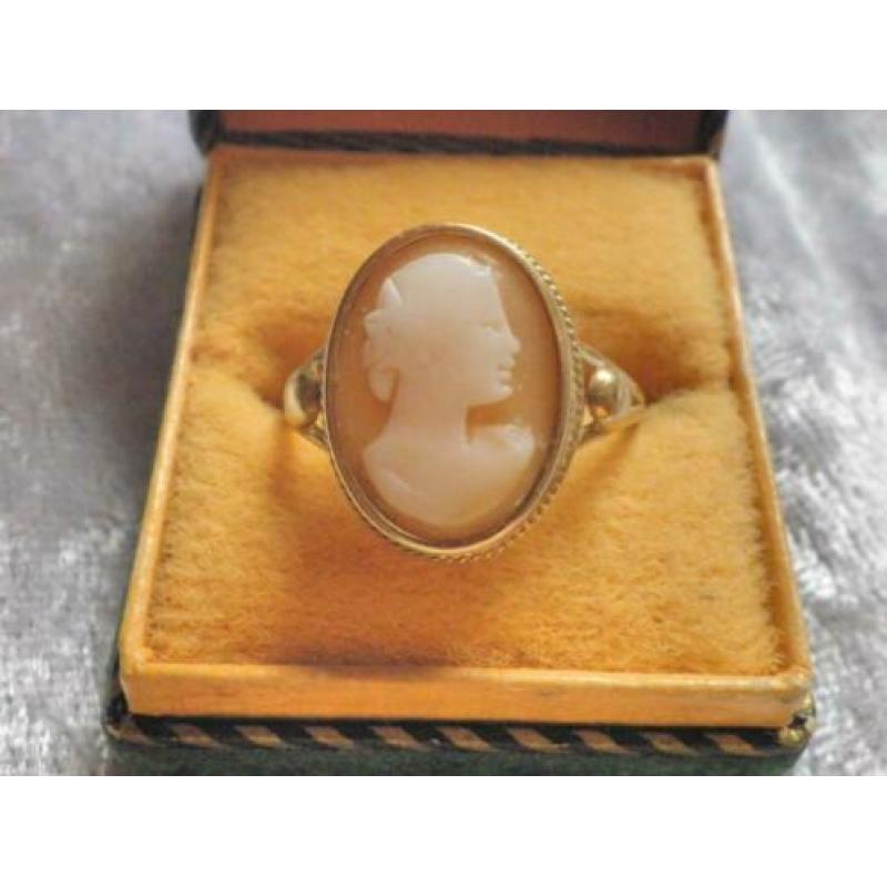 Mooie Fijne 14 Karaat Gouden Camee Ring - maat 17