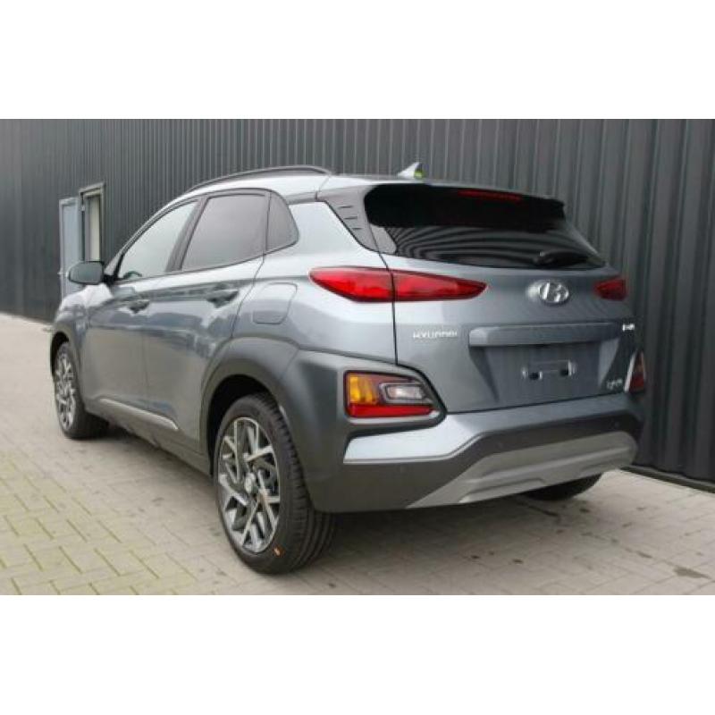 Hyundai Kona 1.6 GDI HEV Premium Van € 34.231,- Nu € 32.231,