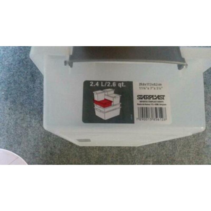 Plastic doosje 2,4 liter - 29,8 x 17,5 x 8,2cm