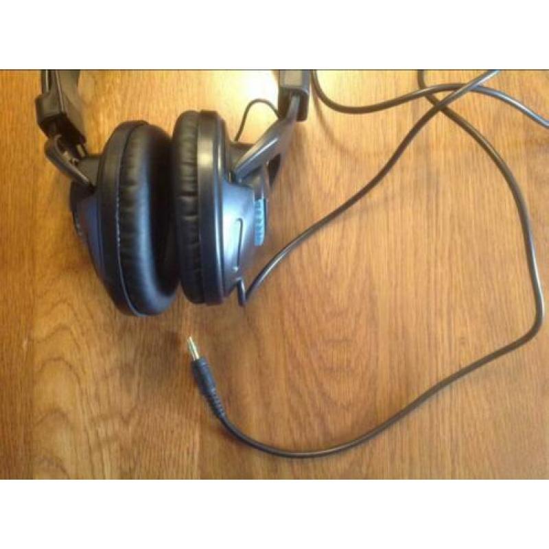 Digital stereo headphones bijna gratis