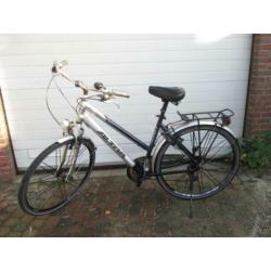 sportieve dames fiets