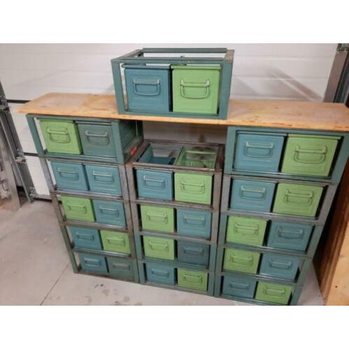 Magazijnbakken stapelrekken stapelbakken opbergbak bak kist
