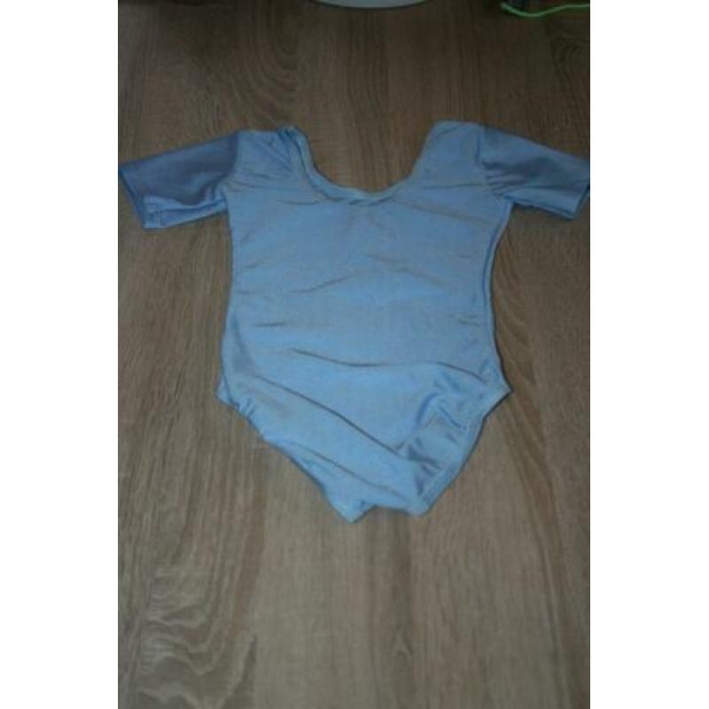 Nieuw Instep balletpakje maat 0 (=104) lichtblauw rond
