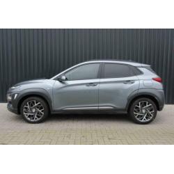 Hyundai Kona 1.6 GDI HEV Premium Van € 34.231,- Nu € 32.231,