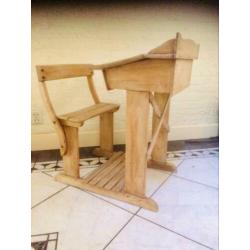 Antiek schoolbankje tafel lessenaar