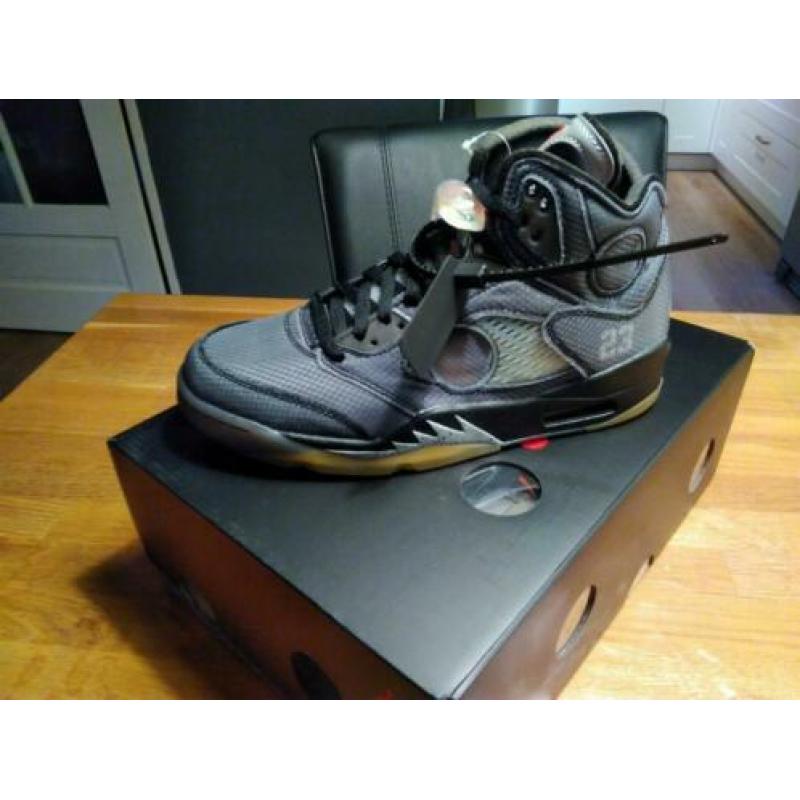 Jordan 5 Retro Off-White Black 650 € 42 half