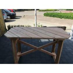Tuintafel douglas