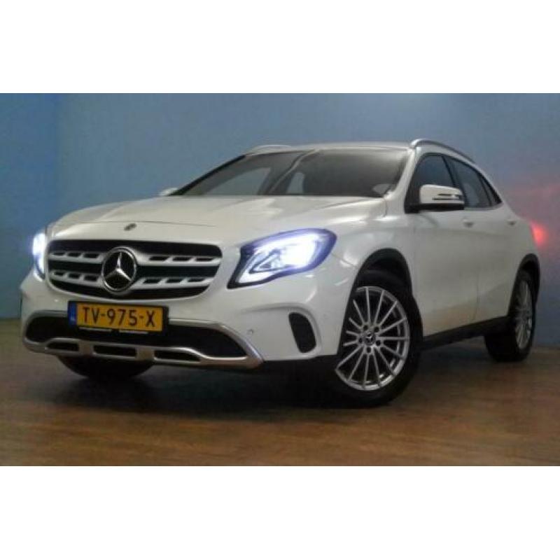 Mercedes-Benz GLA-Klasse 180 Premium AUTOMAAT (bj 2017)
