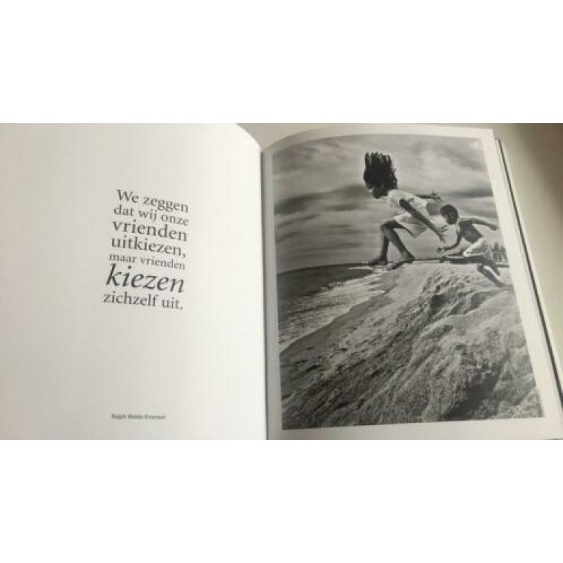 Friendship family love & laughter Geoff Blackwell/ fotoboek