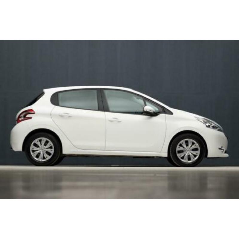 Peugeot 208 1.2 VTi Allure Sport (NAVIGATIE, STOELVERW, TELE