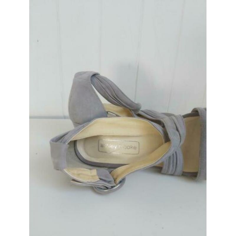 ASHLEY BROOKE mooie pumps mt 38